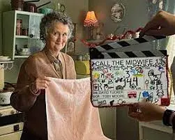 《呼叫助产士 第十三季》：感动回归！见证生命奇迹，感受人间温情，催泪指数爆表！